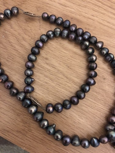 Natural pearls - natural,