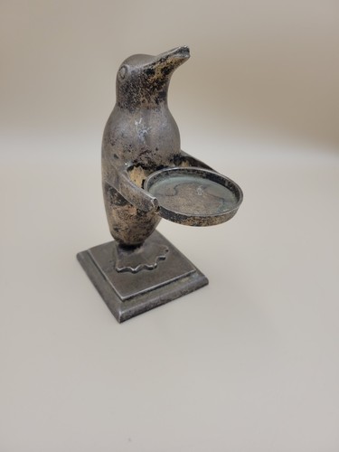 Tall brass penguin - 6.25",
