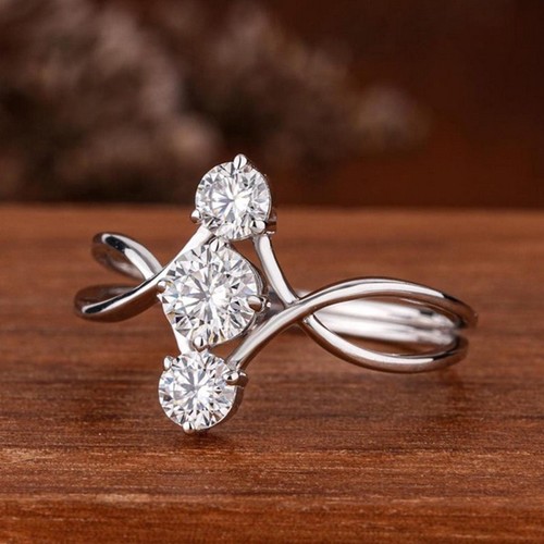 Round diamond three - 1.75,