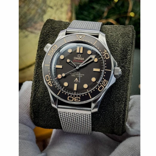 Titanium metal milanese - titanium,