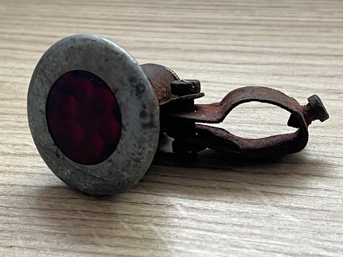 Vintage cycle rear - rear, light