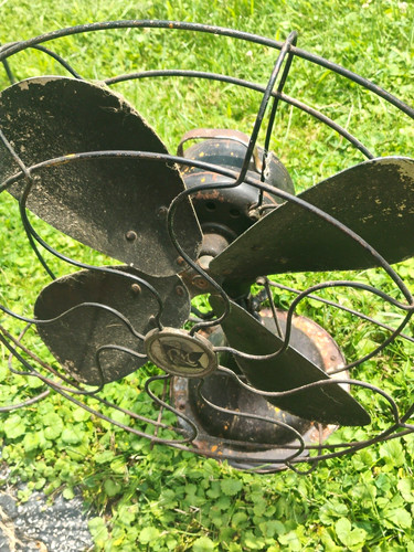 Vintage black metal - vintage, tabletop