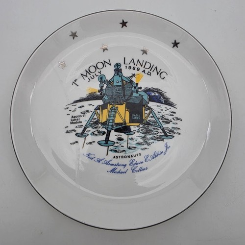 1st moon landing commemorative - 1st,