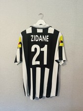 Juventus Home Football Shirt