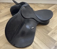 Wintec 500 All-Purpose GP Black Saddle, 17.5" Seat, Changeable Gullet System