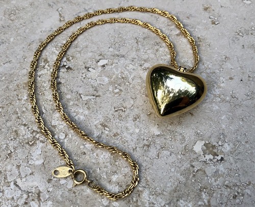 Vintage signed trifari - ✨💛vintage,