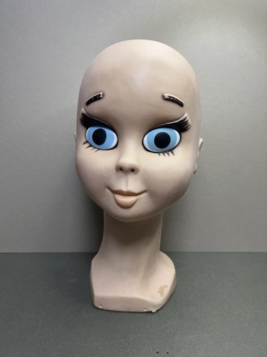 Vintage plastic twiggy style - plastic,