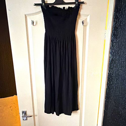 Black strapless smocked - strapless,