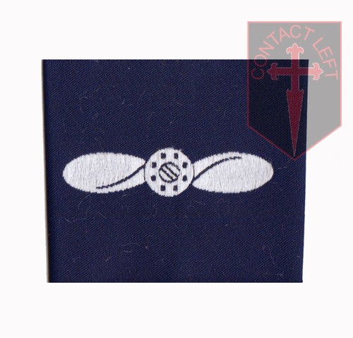 Pair official royal - official, force