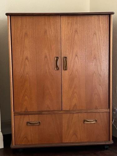 Mid century modern media - modern, tv/media