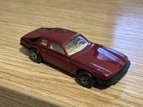 Maisto jaguar xjs v12 dark - jaguar,