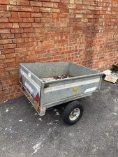 Erde 120 Trailer