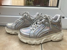 Buffalo London Corin Low