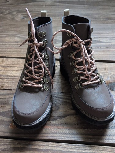 Nwot teva women - teva, brown