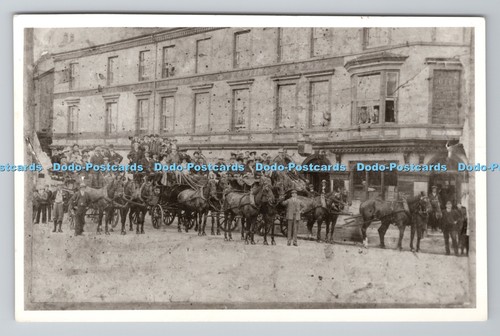 R789797 group people - r789797, horse