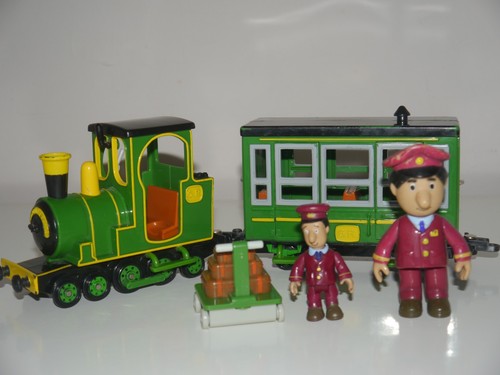 Postman pat greendale - pat, rocket