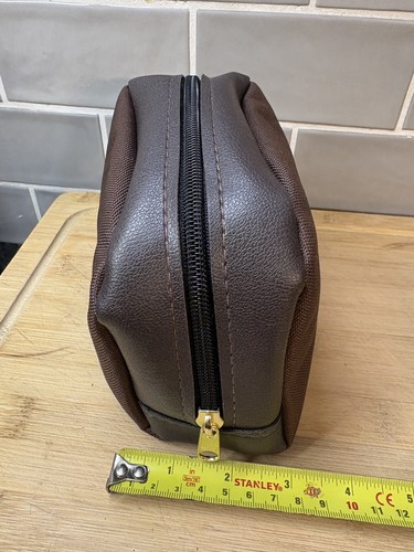 Fishing reel case classic