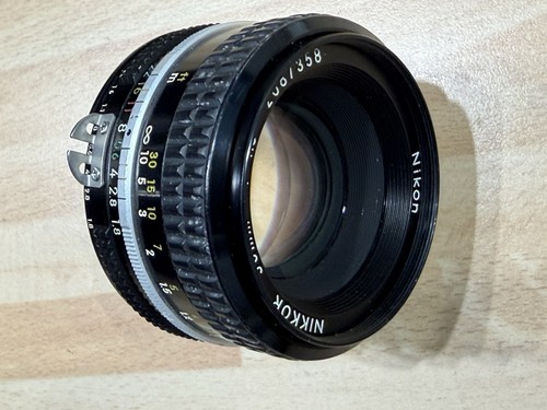 Nikon nikkor 50mm - nikkor, f/1.8
