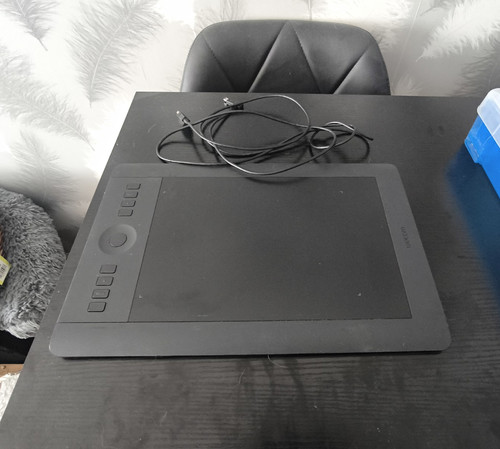 Wacom intuos pro medium - pro,