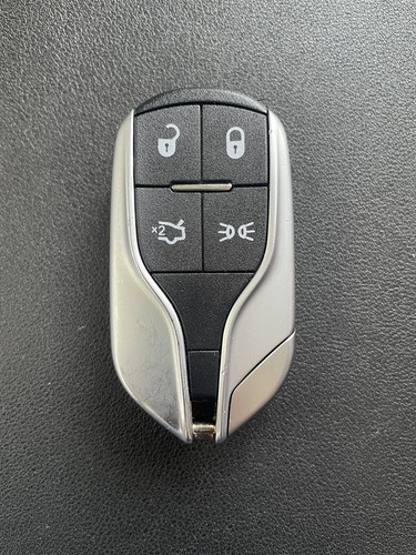 Genuine maserati button - genuine,