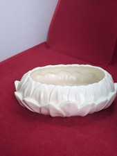 Spode Velamour Lotus leaf oval serving dish, creamy white. 7x 5 inch.