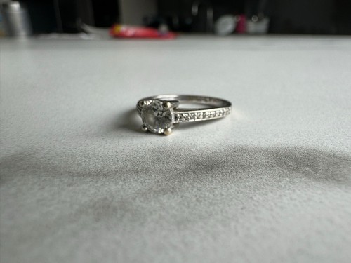 Diamond ring 18k white - diamond,