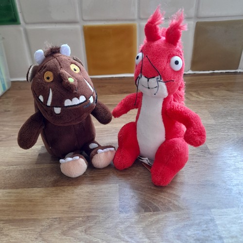 Aurora julia donaldson - julia,