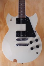 Yamaha SG-450 Electric Guitar in White (Used)
