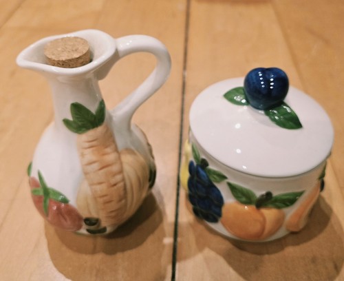 Vintage rayware glazed - rayware, 3d