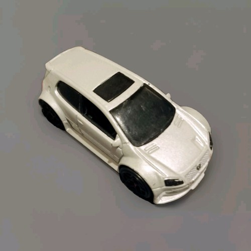 Vintage diecast white - vintage,