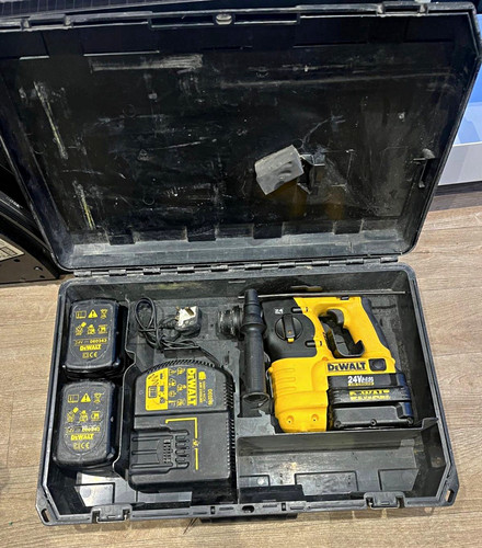 Dewalt dc223 24v cordless - dc223,