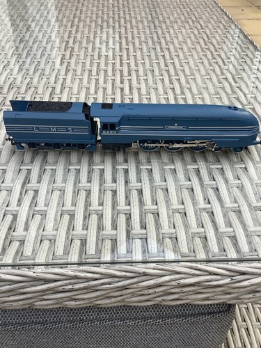 Hornby blue coronation - hornby,