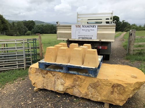 Staddle stones - staddle,
