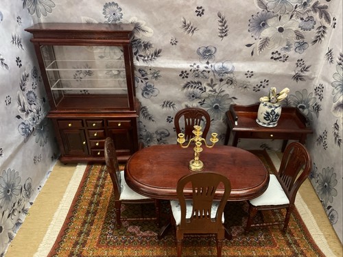 Dolls house furniture 12th - dolls,