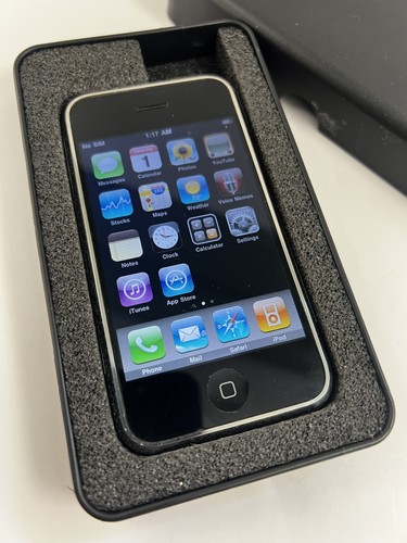 Old stock apple iphone 8gb - stock, 2g