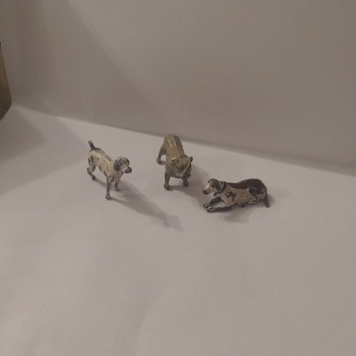Vintage farm lead dogs - ,