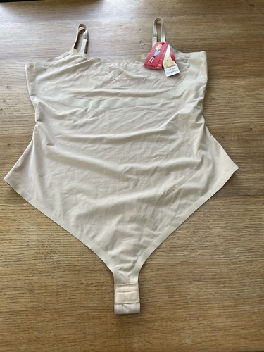 Bnwt women spanx - women’s,
