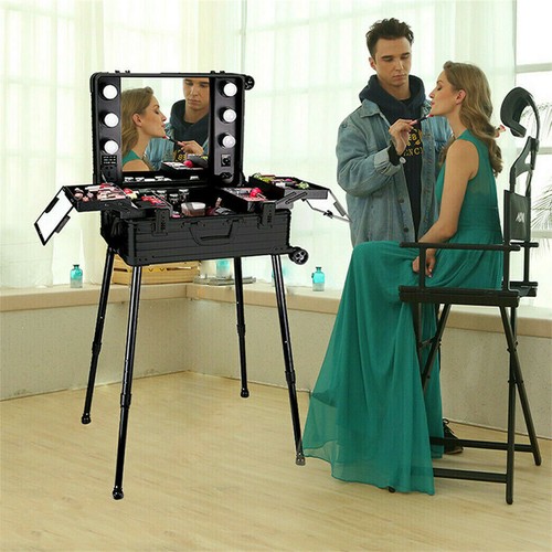 Large trolley makeup case - case, on