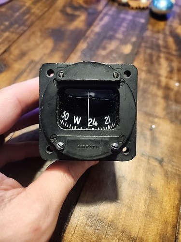 Compass magnetic mounted pilot - mounted,
