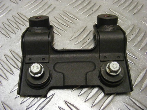 Kawasaki z1000sx bracket front - kawasaki,