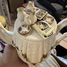 Royal Albert Old Country Roses