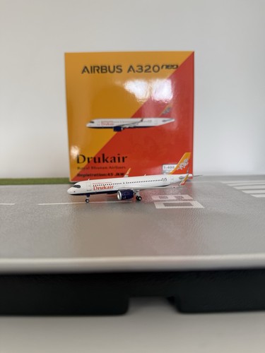Drukair airbus a320neo - drukair,