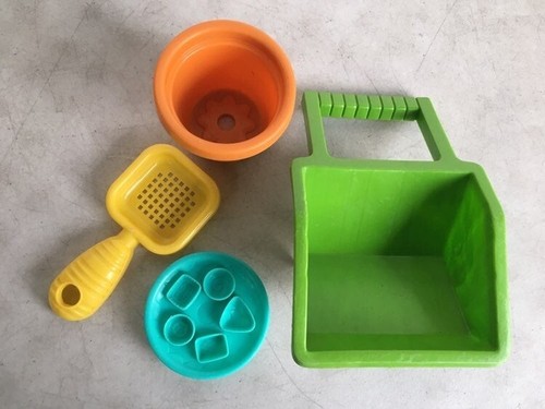 Kids garden table toys - garden,