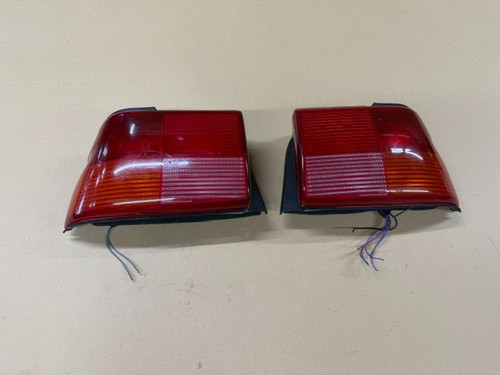 Ford escort mk6 - rear, lights