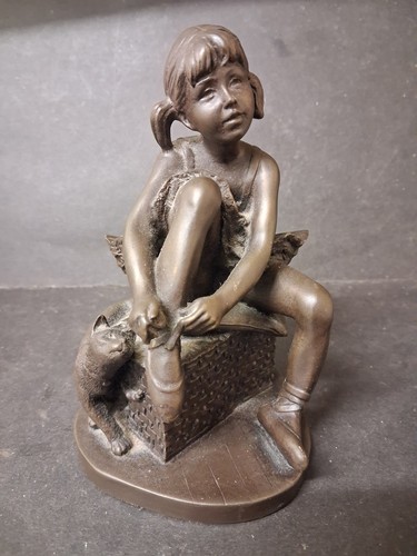 Parsons ballerina figure - p,