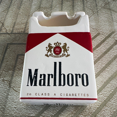 Marlboro ceramic car - car, ashtray