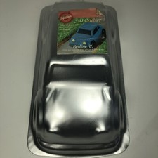  2001 Wilton 3-D Cruiser Berline Volkswagon Car Cake Pan #2105-2043 