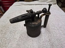 Monitor blow lamp (ref 22)