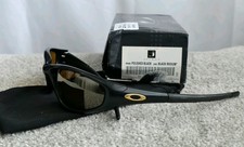 Oakley Straight Jacket