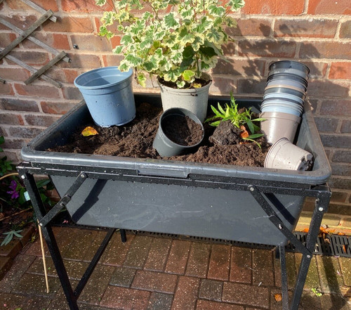 Garden potting bench outdoor - potting,